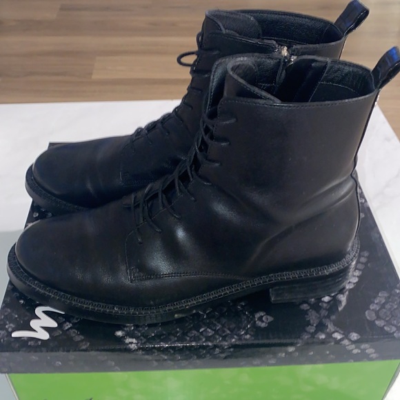 Sam Edelman Nina Black Leather Lace Up Boots - Picture 4 of 10